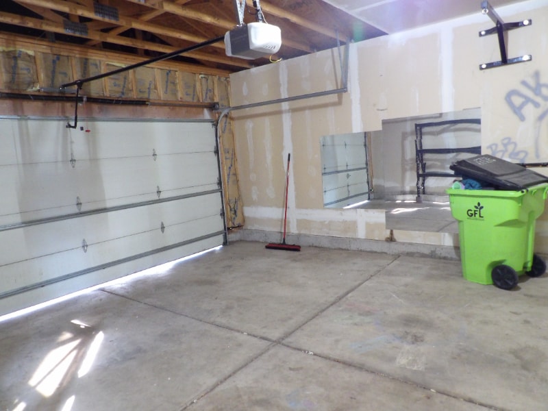 Building Photo - 4702 Witches Hollow Ln