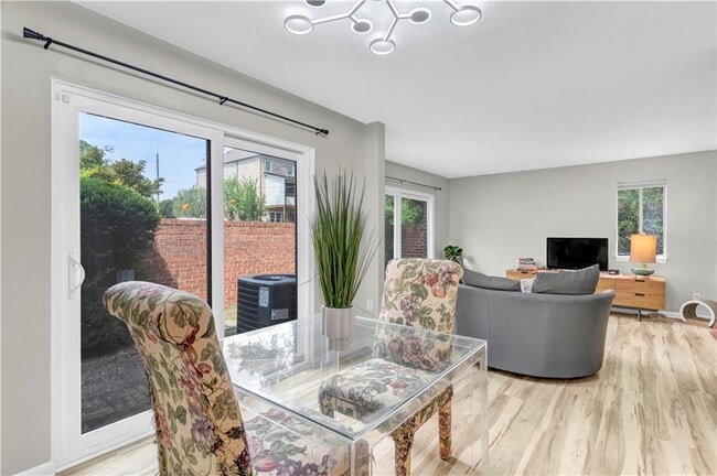 Building Photo - 2262 Pernoshal Ct