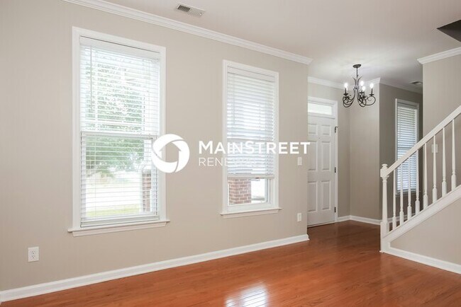 Building Photo - 208 McCarthy Dr