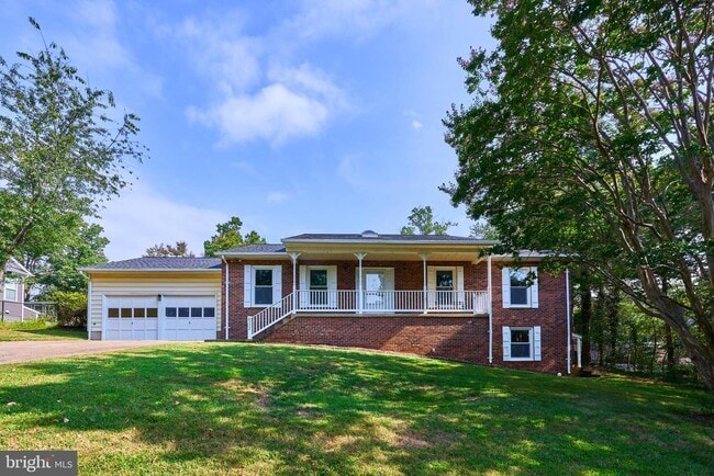 Building Photo - 8332 Hilltop Ave