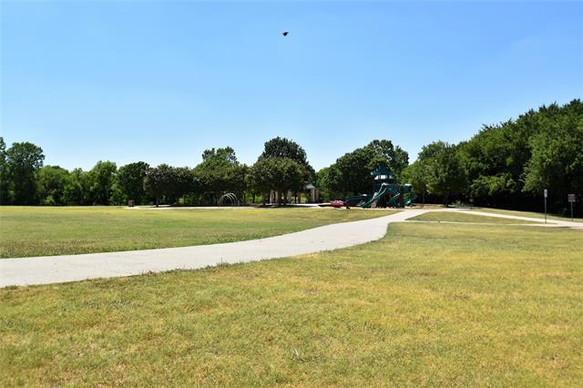 Building Photo - 9328 Warren Dr