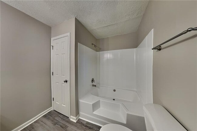 Building Photo - 77 Breckenridge Dr