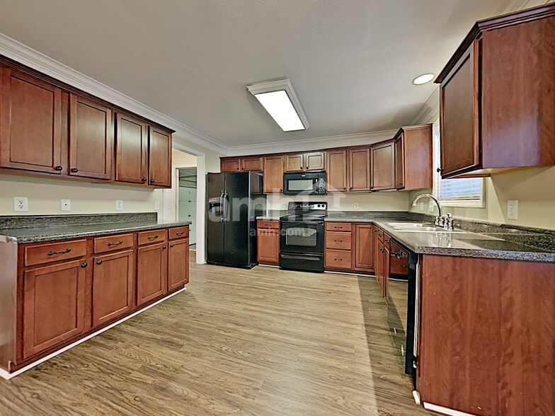 Building Photo - 3132 Champions Trail Ln
