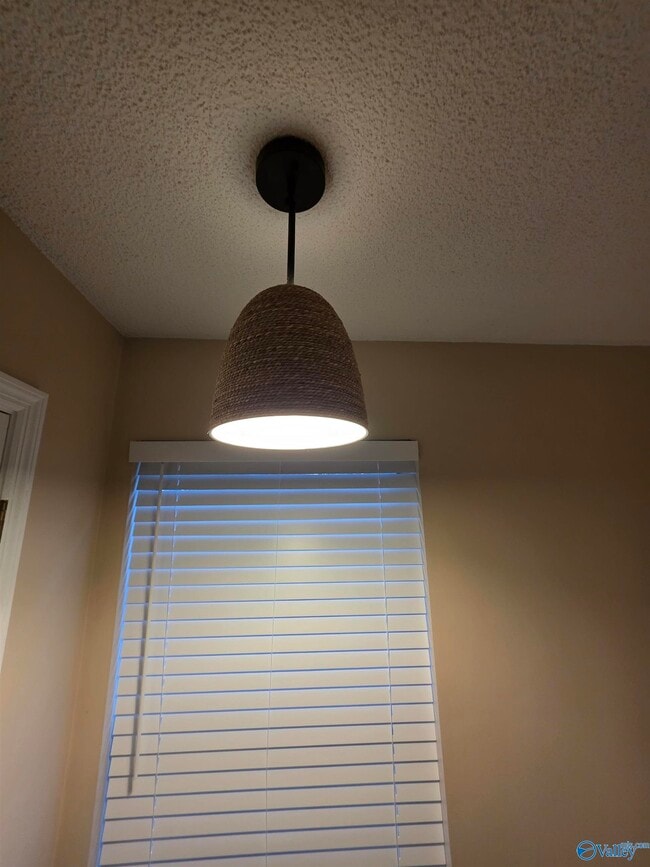 Building Photo - 1127 Stones Throw Dr NW