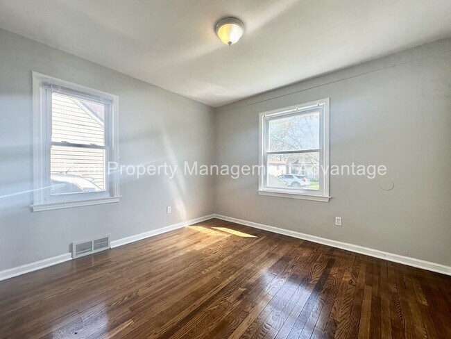 Building Photo - 18731 Meier St