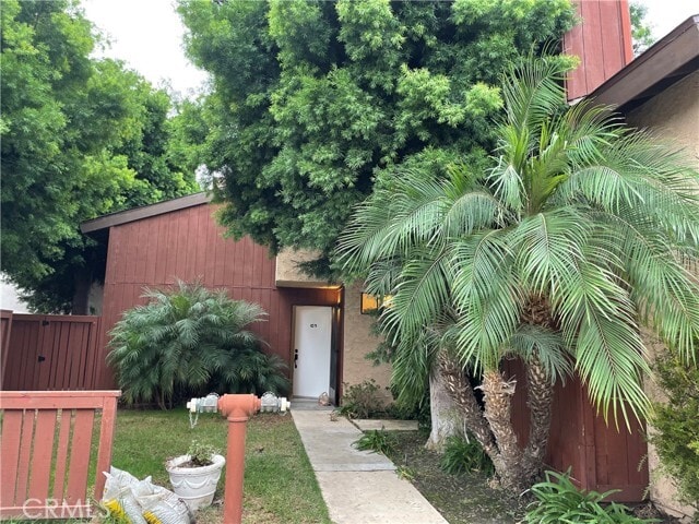 Building Photo - 2427 Orange Ave