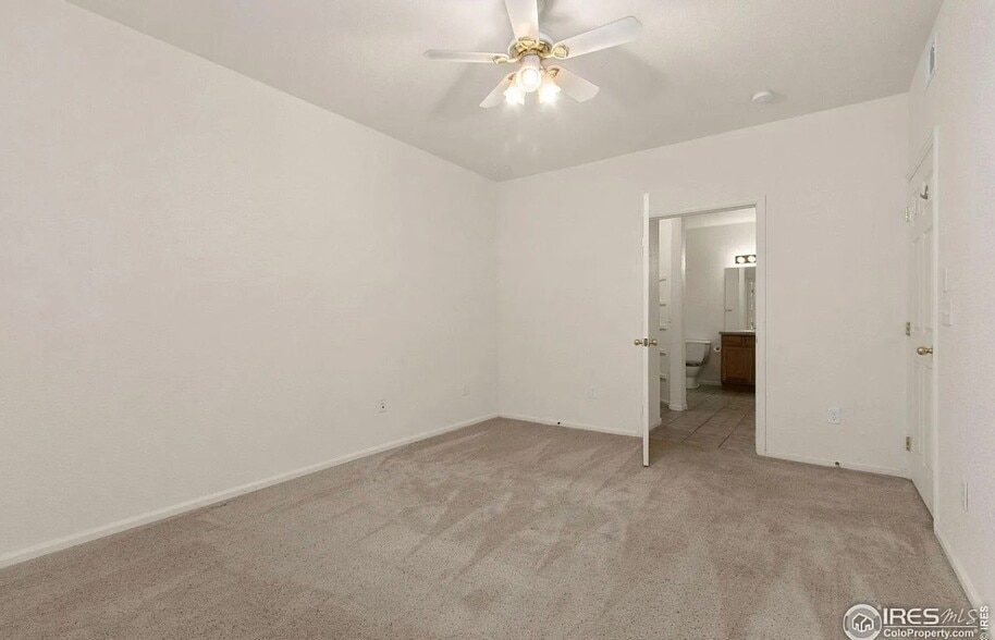 Building Photo - 2051 Grays Peak Dr