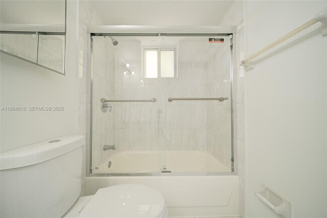 Building Photo - 551 NW 82nd Ave