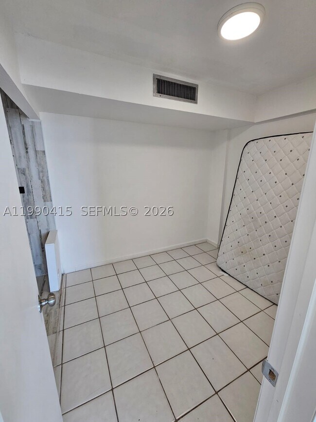 Building Photo - 7135 Collins Ave