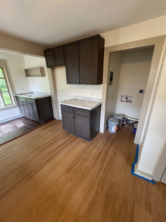 Building Photo - Newly Remodeled 3Bd/2Ba House