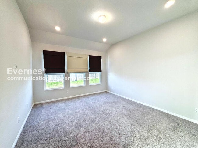 Building Photo - 102 Santo Spirit Road