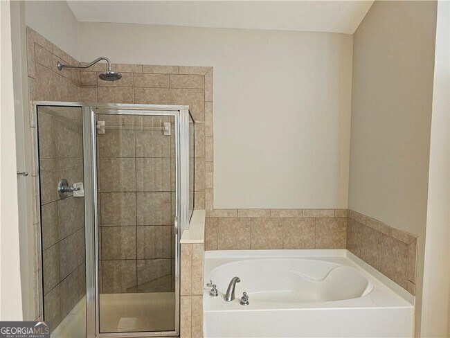 Building Photo - 4885 Hastings Terrace