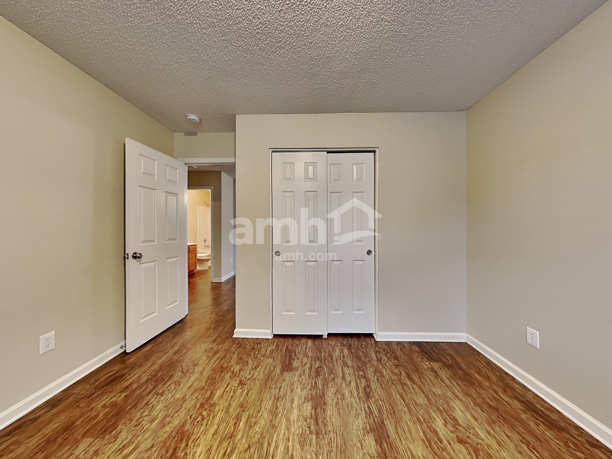 Building Photo - 108 Elbow Cir