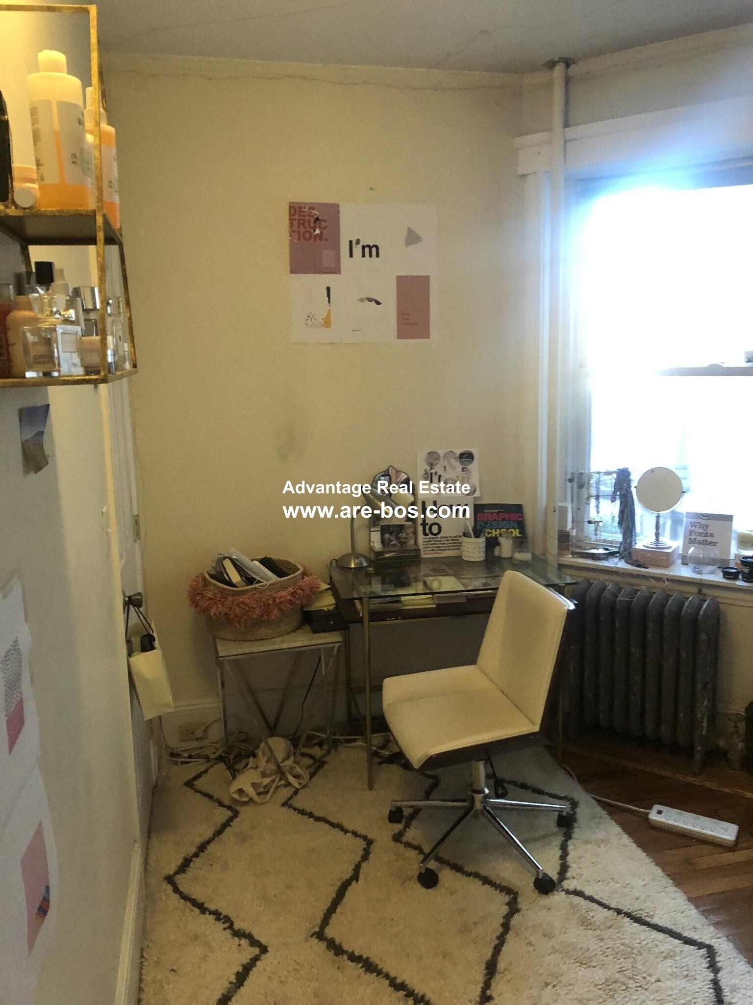 Building Photo - 62 Egmont St