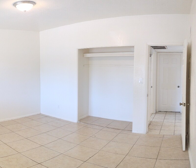 Building Photo - 6742 W Palmaire Ave