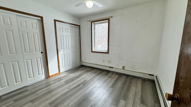 Building Photo - 3779 Mitchell Ave