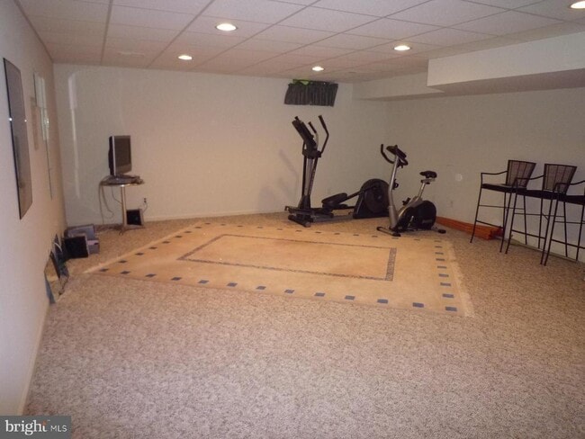 Building Photo - 254 Yorktown Ct