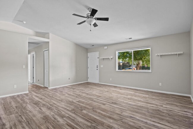 Building Photo - 2952 Red Cloud Ln