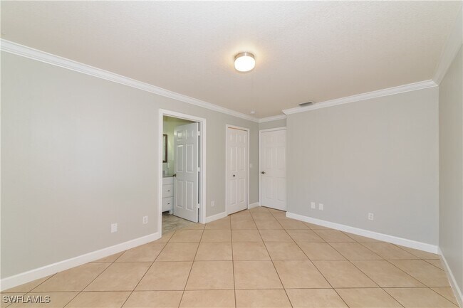 Building Photo - 2750 Trilby Ave