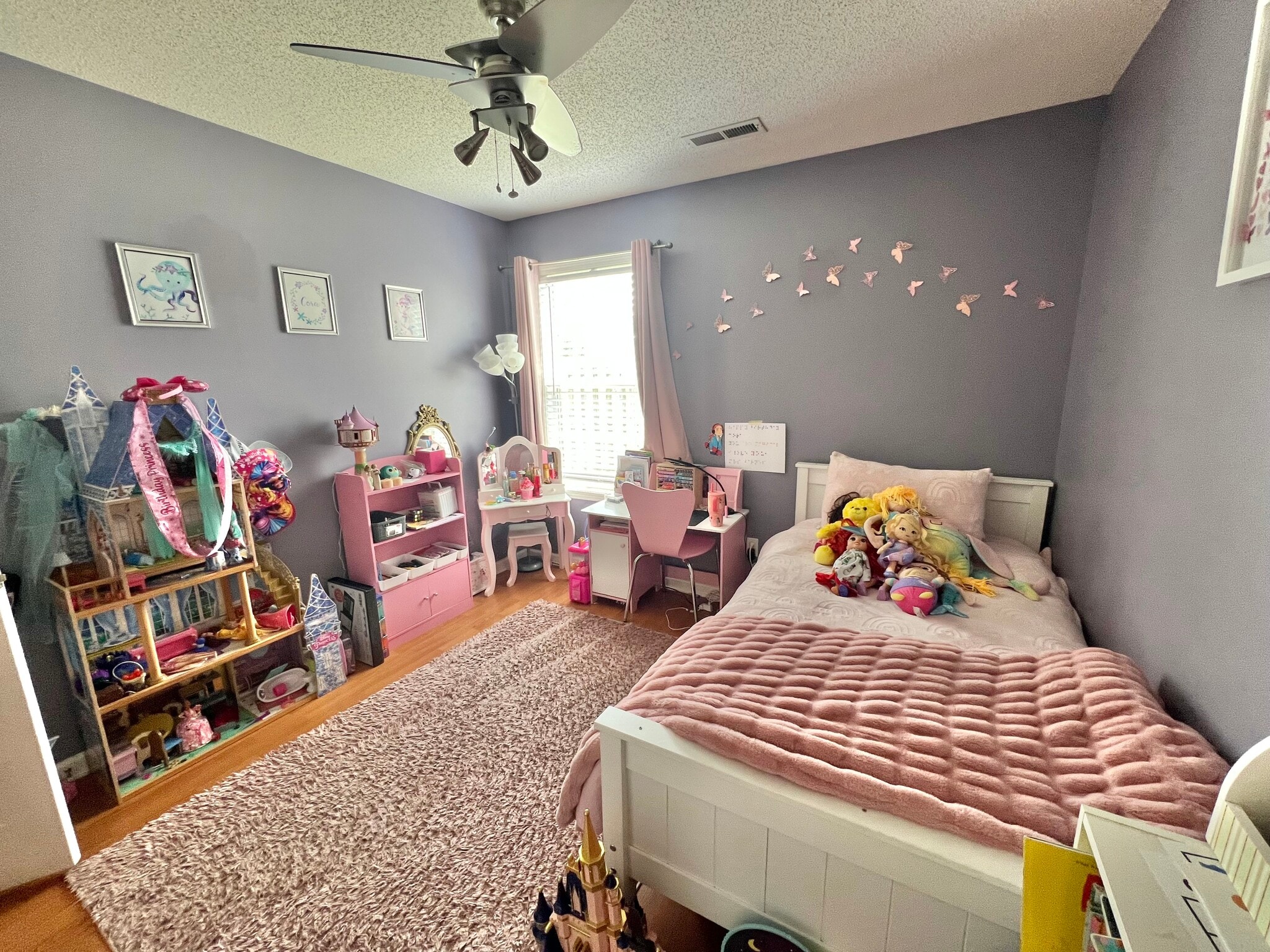 Building Photo - 522 Foxfield Ct
