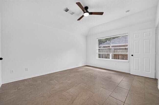 Building Photo - 3118 Aylesworth Ct