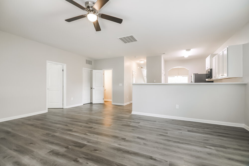 Building Photo - 1308 Hosmer Ct
