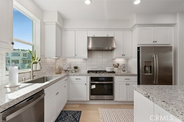 Building Photo - 426 Palermo