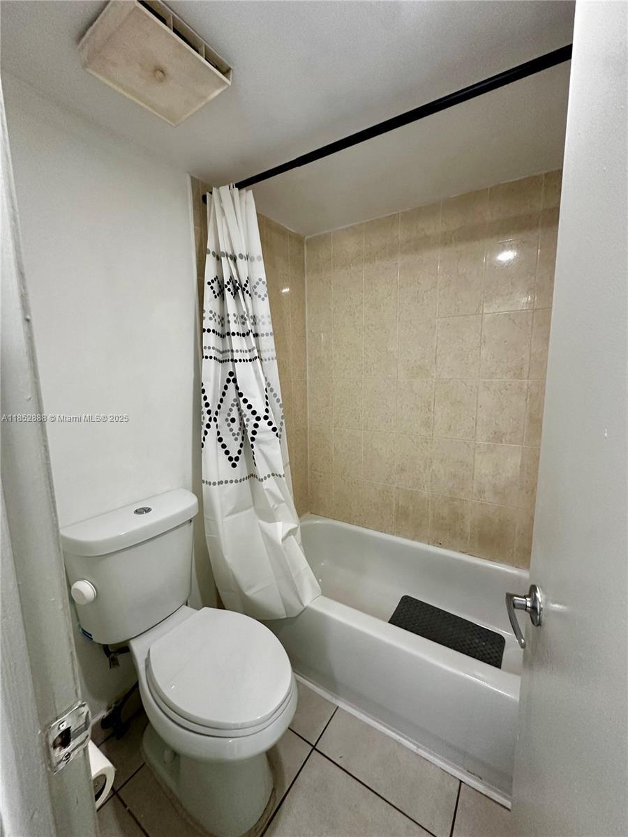 Building Photo - 8275 SW 152nd Ave