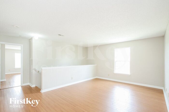 Building Photo - 978 Brookstone Dr