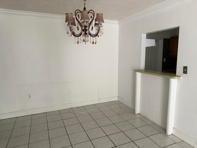Building Photo - 1125 NW 144th St