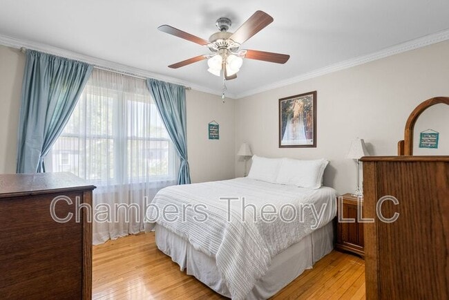 Building Photo - 303 Mt Vernon Ave