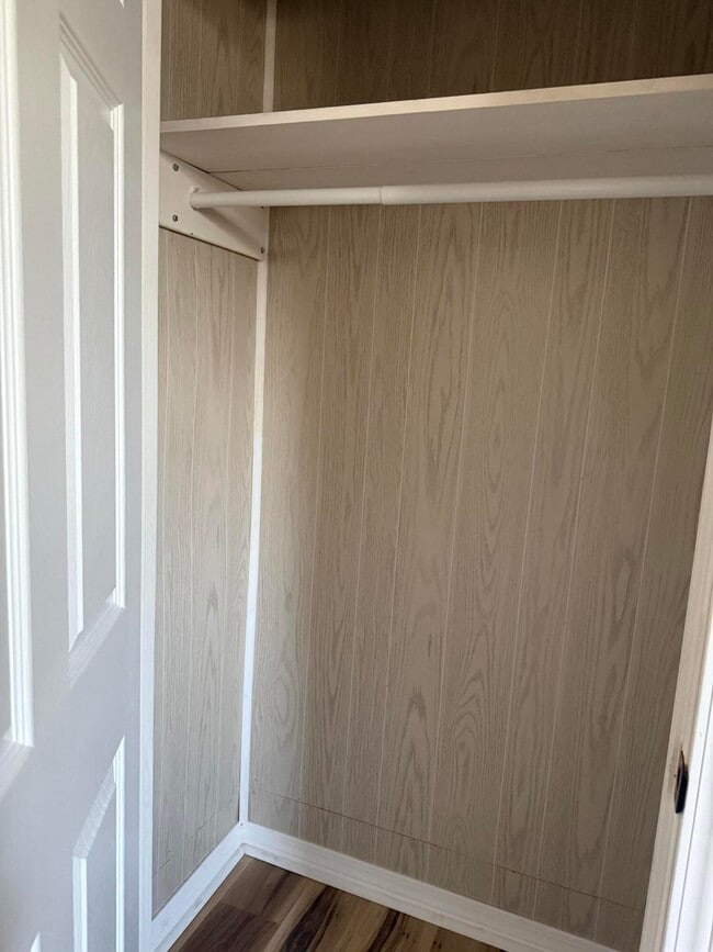 Building Photo - 5326 Olin Merritt St