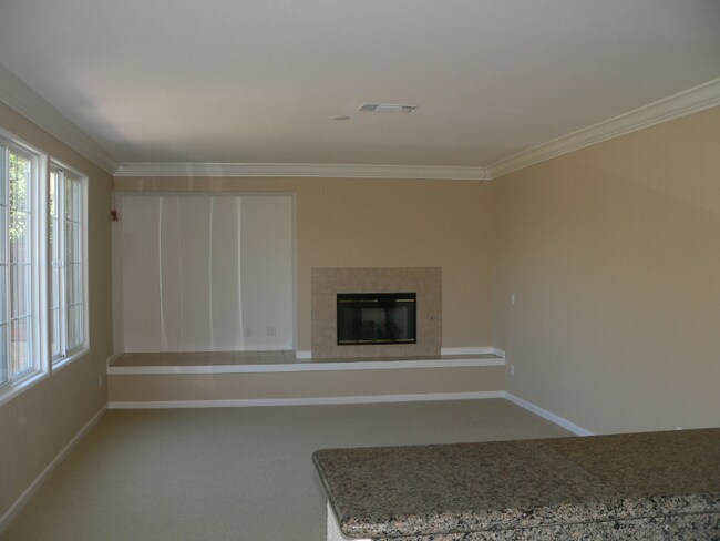 Building Photo - 7113 S Hill Ct
