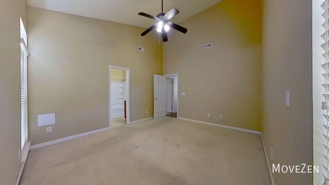 Building Photo - 5932 Hollow Wood Ct