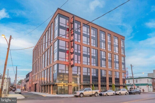 Building Photo - 2636 E York St