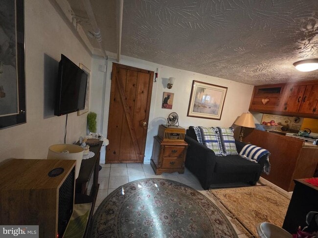 Building Photo - 809 N Abingdon St