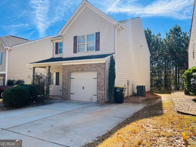 Building Photo - 261 Stillwood Dr