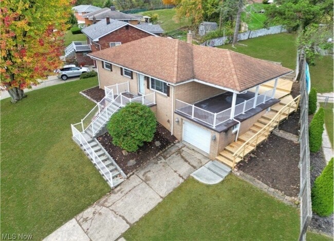 Building Photo - 240 Stardust Dr