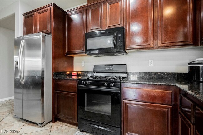 Building Photo - 6720 Song Sparrow Ct