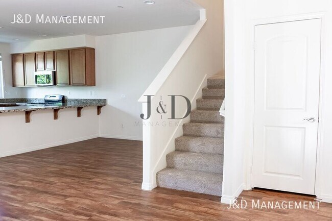 Building Photo - 8955 Valencia St