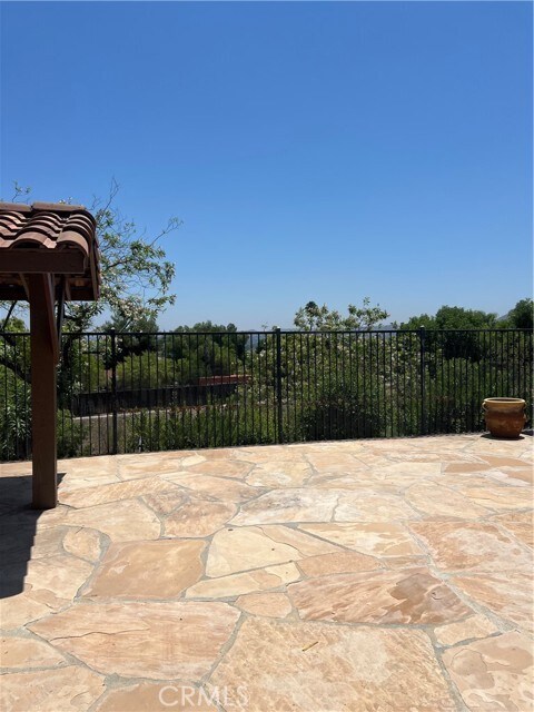 Building Photo - 12080 Scenic View Terrace
