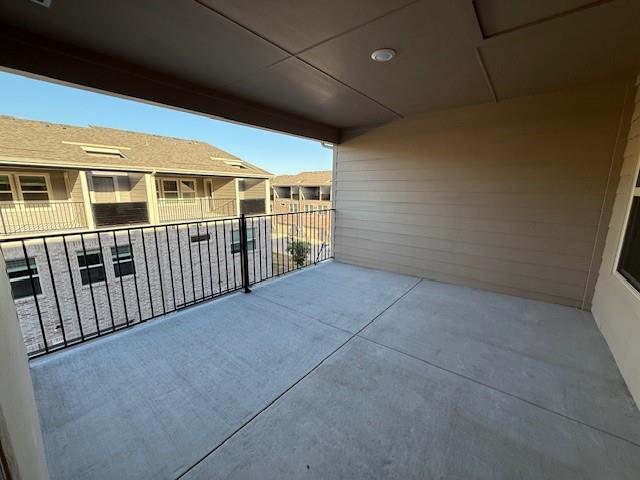 Building Photo - 317 Blackthorne Dr