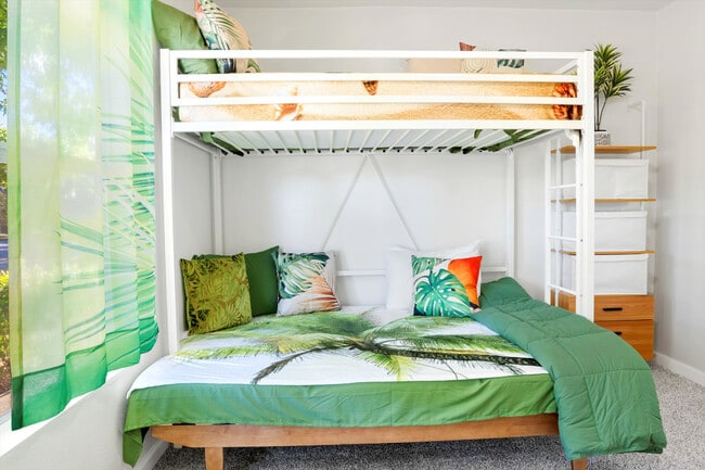 Building Photo - 11719 Spring Song Dr