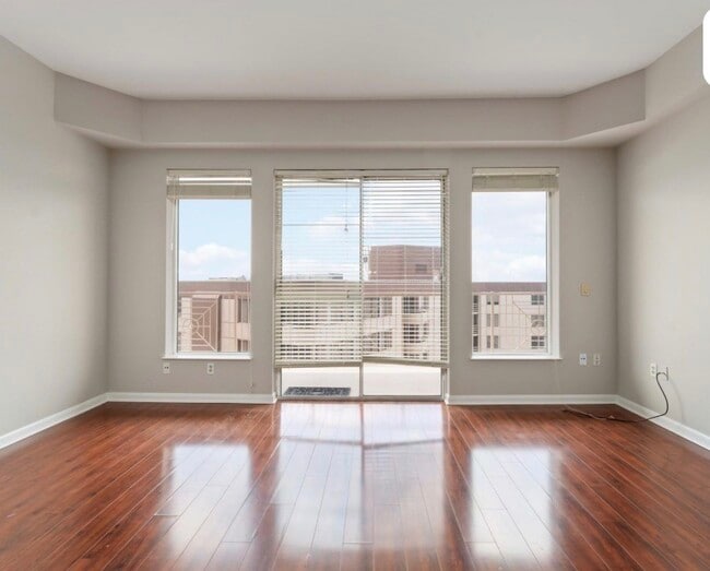 Building Photo - 3505 Sage Rd