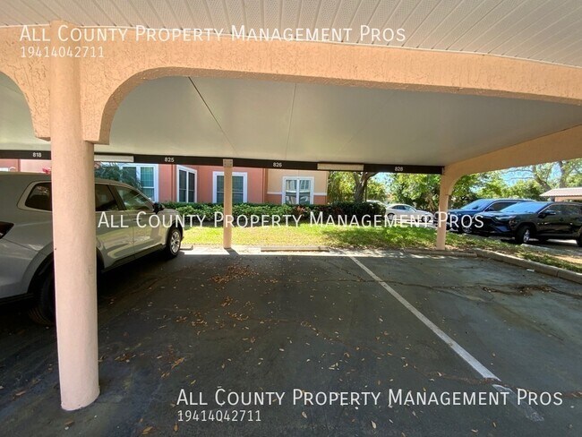 Building Photo - 4156 Central Sarasota Pkwy