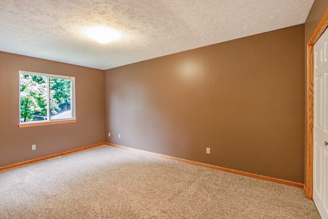 Building Photo - 1147 Veto St NW