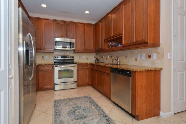 Building Photo - 16178 Poppyseed Cir