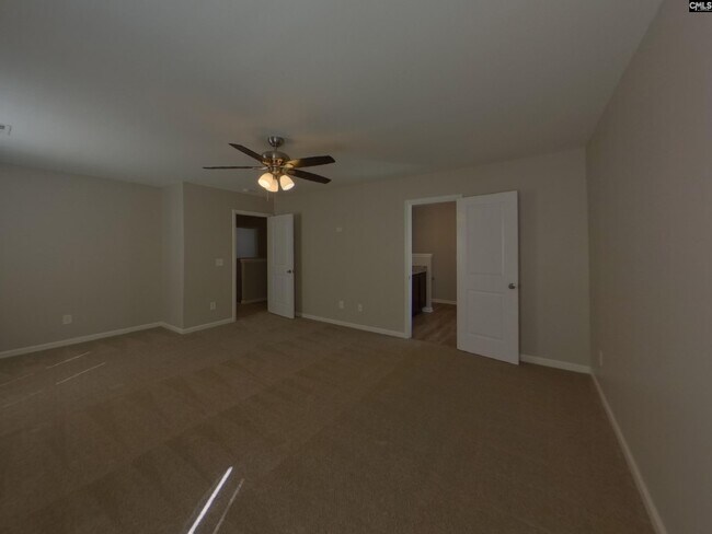 Building Photo - 919 Dovefield Ln