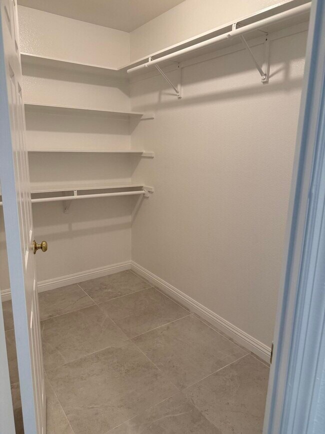 Building Photo - 32790 Aurora Vista Rd