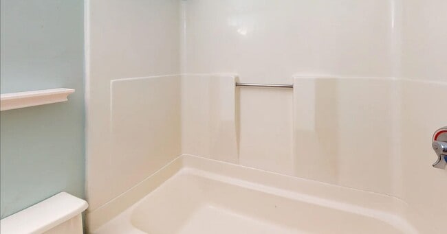 Building Photo - 101-103-103 High St